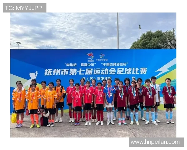 新疆足球球星成长历程与拼搏精神展现中国西北力量 新疆足球球星成长历程与拼搏精神展现中国西北力量